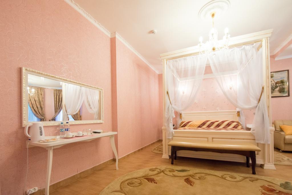 Oazis-M Hotel Babin Ngoại thất bức ảnh